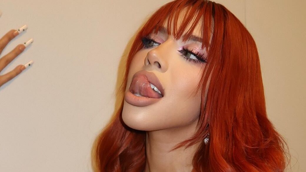 Yeri Mua: El video del integrante del F.E.S. en el que la amenaza de muerte con una katana