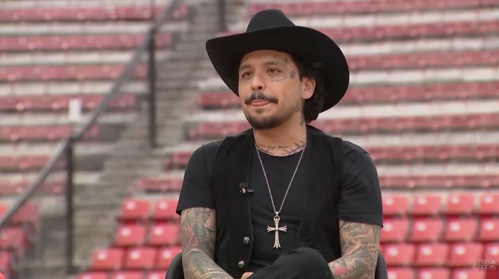 Christian Nodal, cantante