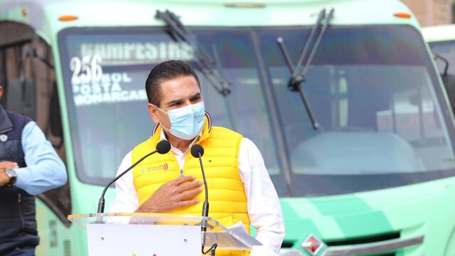 Silvano Aureoles Conejo.