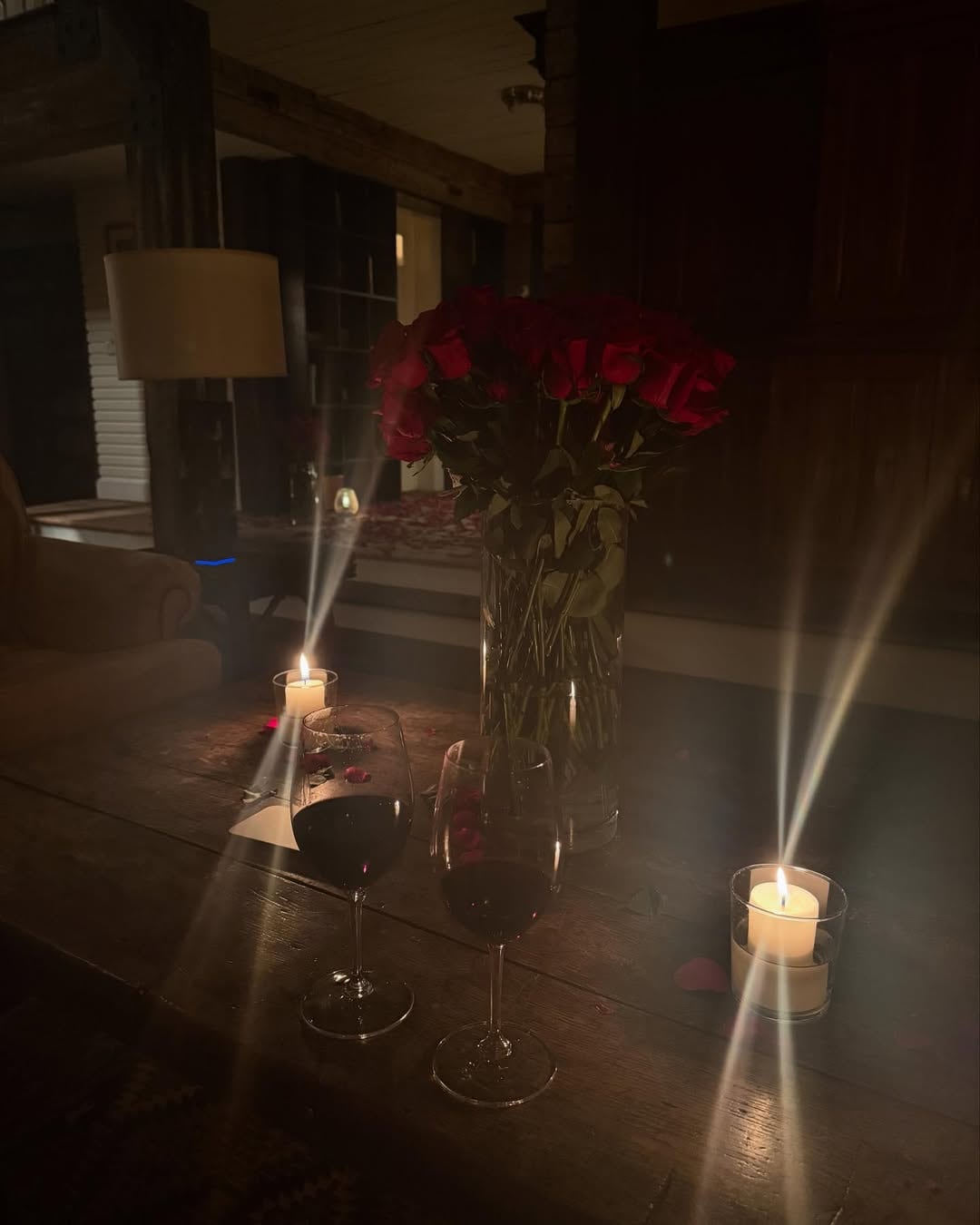 Kenia Os celebra su primer San Valentín con Peso Pluma