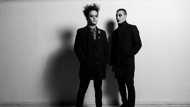 Concierto de She Past Away en Pabellón del Palacio de los Deportes