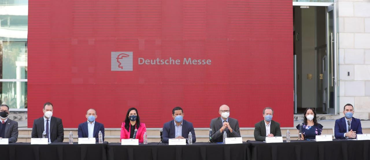 Diego Sinhue, Bernd Rohde y otros personajes