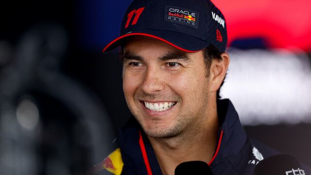 Checo Pérez vive momento clave para firmar con nuevo equipo de F1