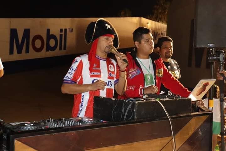 Sonido Pirata en el estadio del Atlético de San Luis