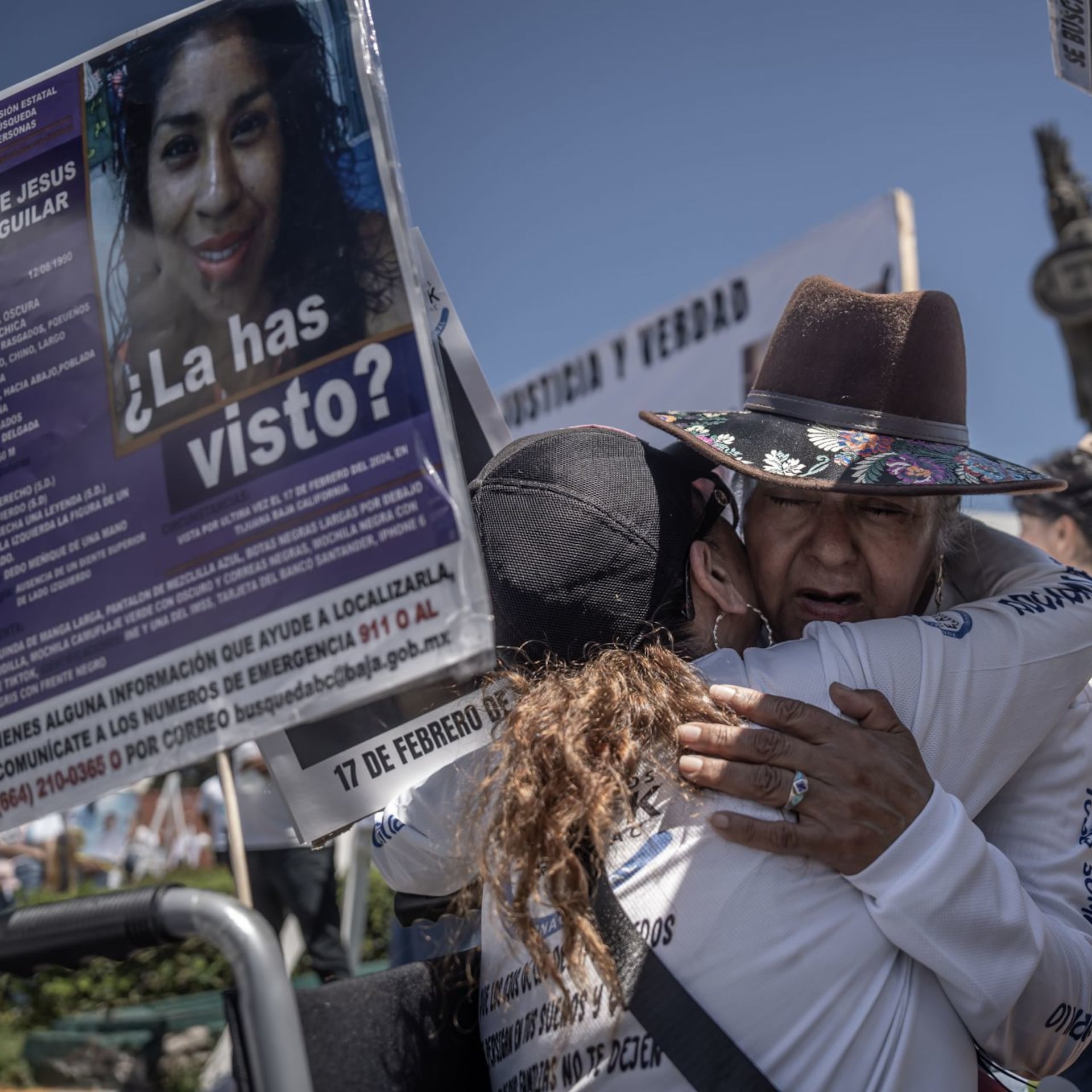 Día Internacional de las Víctimas de Desapariciones Forzadas: Cientos de personas marchan por los desaparecidos en México