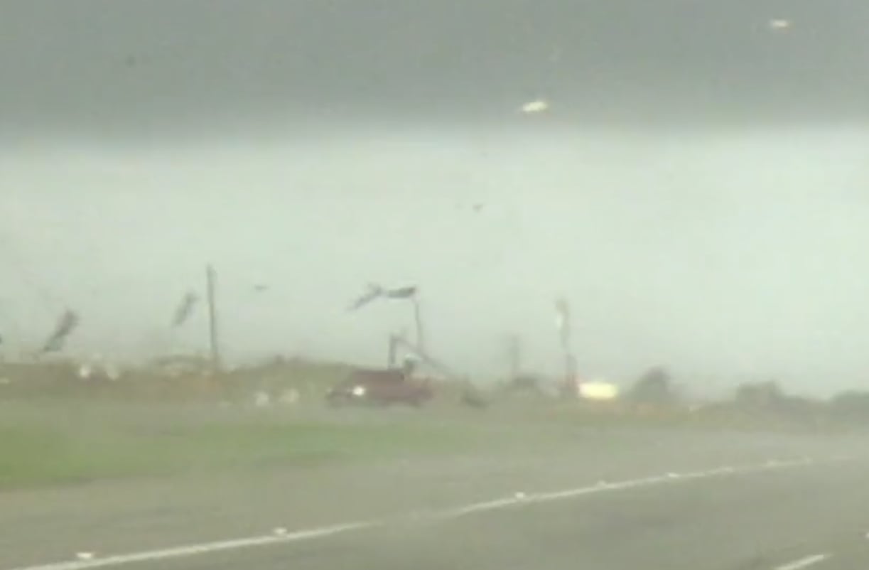 Camioneta en medio del tornado, Texas