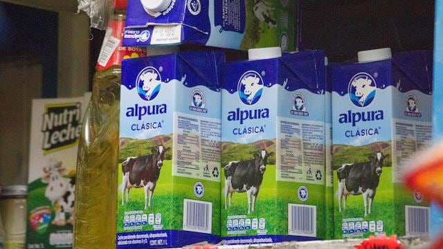 El litro de leche incrementó hasta 16 por ciento su precio durante los primeros seis meses de 2019