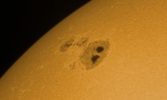 Mancha solar AR 4079