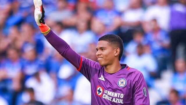 Kevin Mier con Cruz Azul.