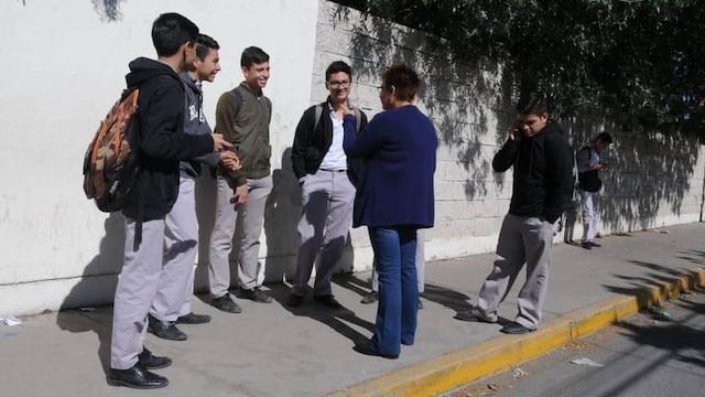 Estudiantes de Colegio de Bachilleres número 3 de Chihuahua