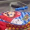 TikTok: Retienen a niño en el AICM por llevar pistolas de juguetes en su mochila de Mario Bros