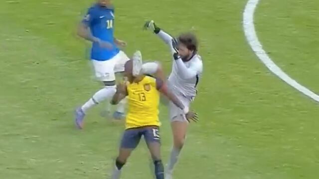Alisson Becker dio una fuerte patada a Enner Valencia