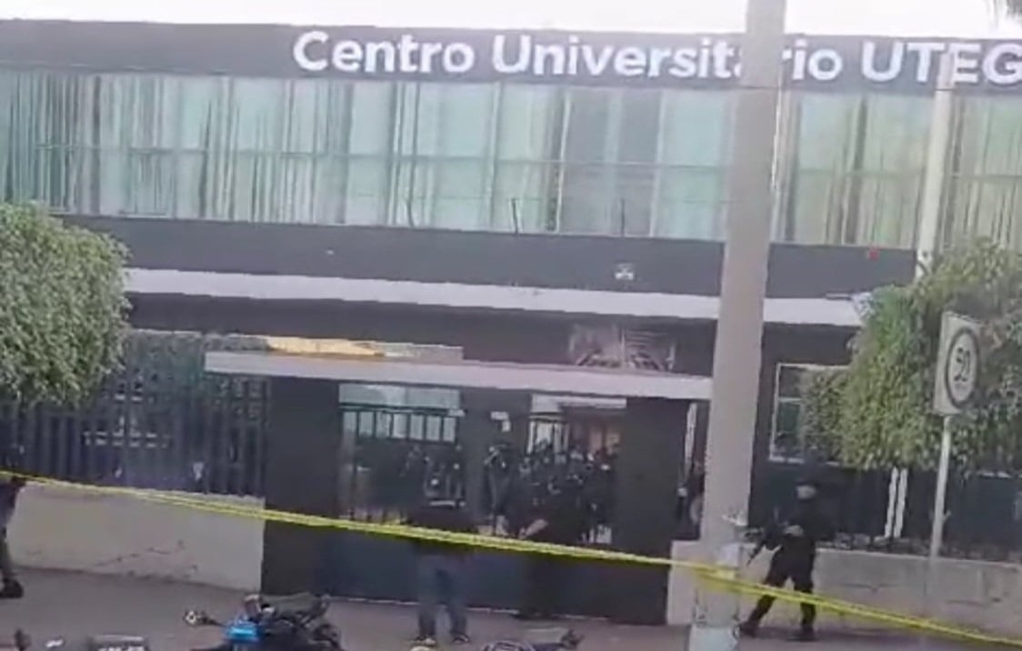 ¿Qué pasó en la universidad UTEG de Guadalajara? Matan a dos mujeres dentro de la escuela; hay un hombre detenido