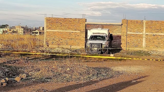 Encuentran cuerpo envuelto en plástico en Irapuato