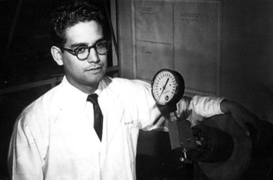 Luis Ernesto Miramontes, científico mexicano