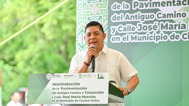 Ricardo Gallardo rompe récord en inversión de infraestructura