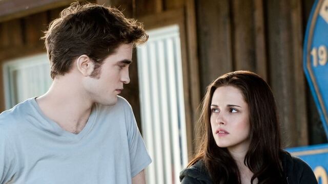 Robert Pattinson y Kristen Stewart en Crepúsculo