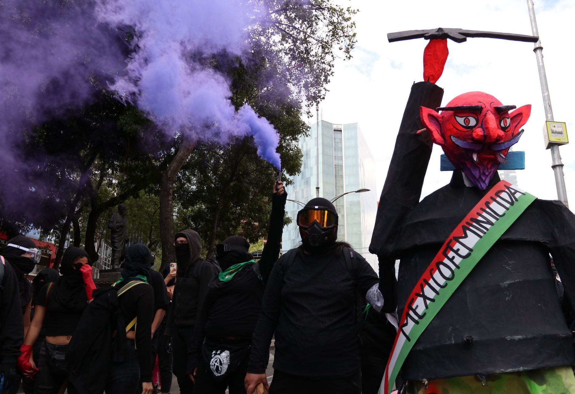 Segundo año #NoMeCuidanMeViolan