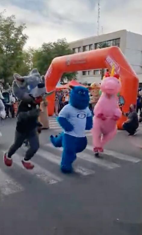 Carrera de botargas en Hermosillo