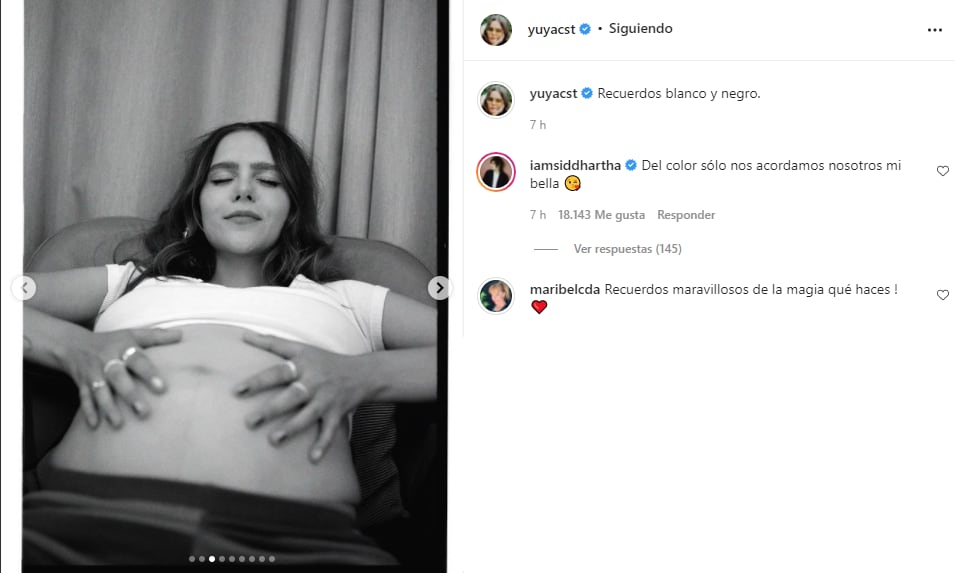 Yuya comparte recuerdos blanco y negro.