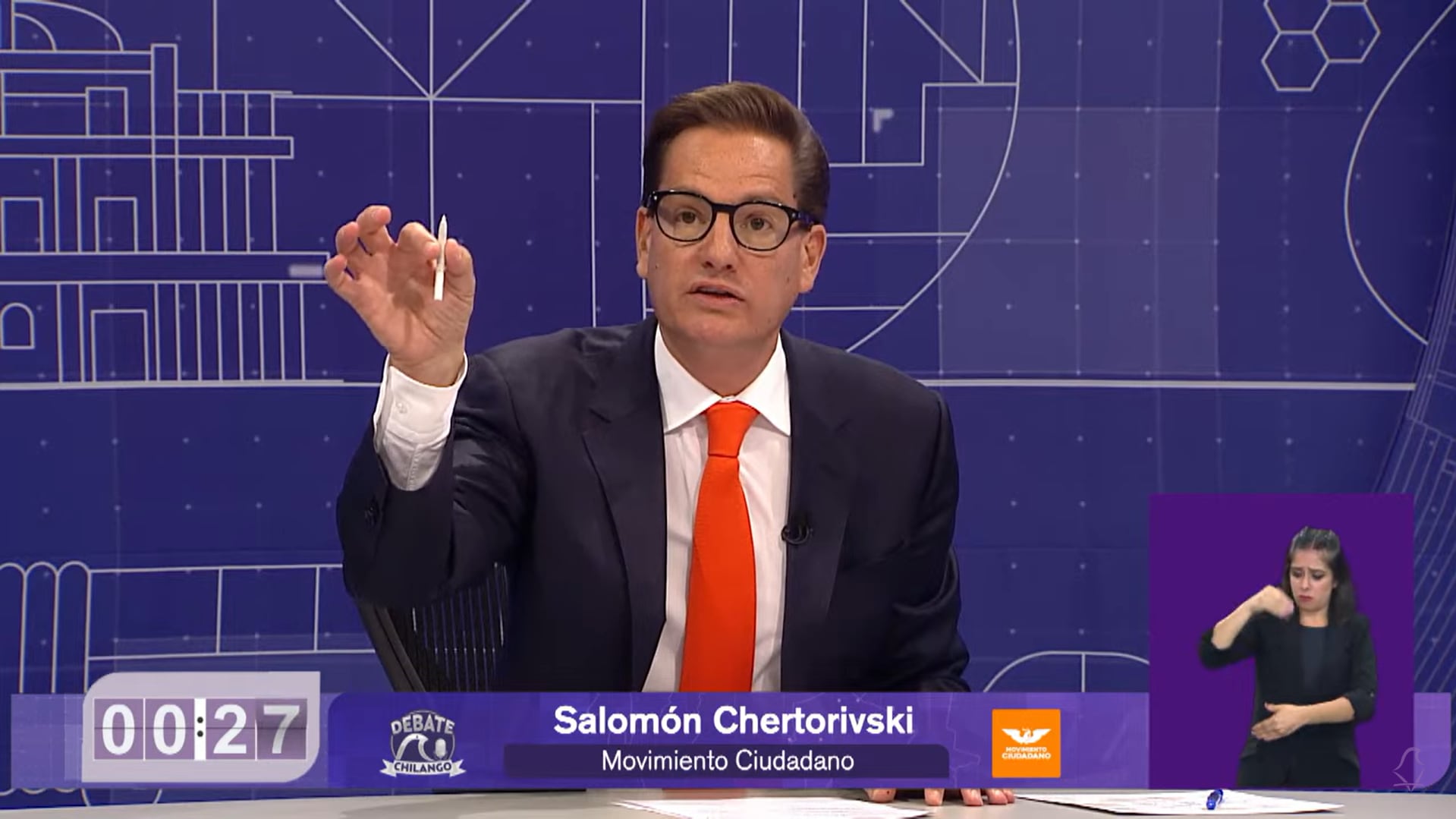 Salomón Chertorivski sacó un porro en el tercer debate CDMX y los memes no se hicieron esperar