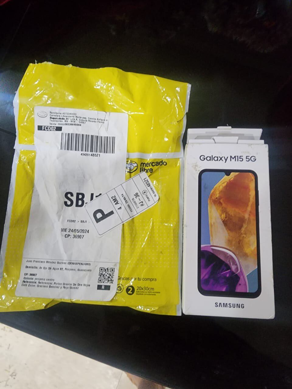Compró en Mercado Libre un iPhone 15 Pro Max y recibió una llave