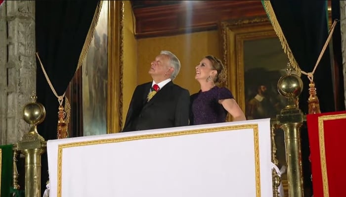 El vestido de Beatriz Gutiérrez durante el Grito de Independencia 2024