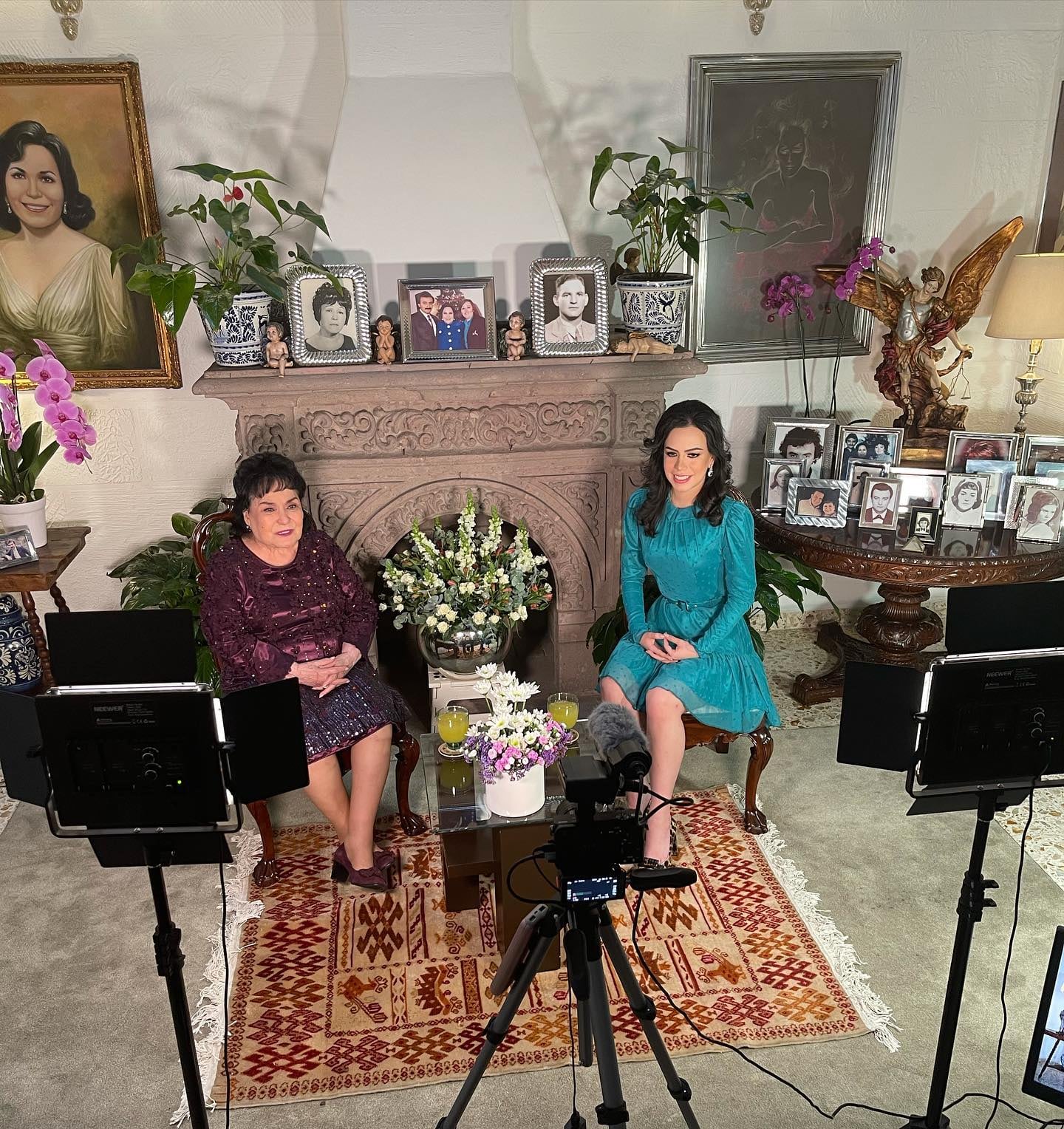 Carmen Salinas e Yrma Lydya.