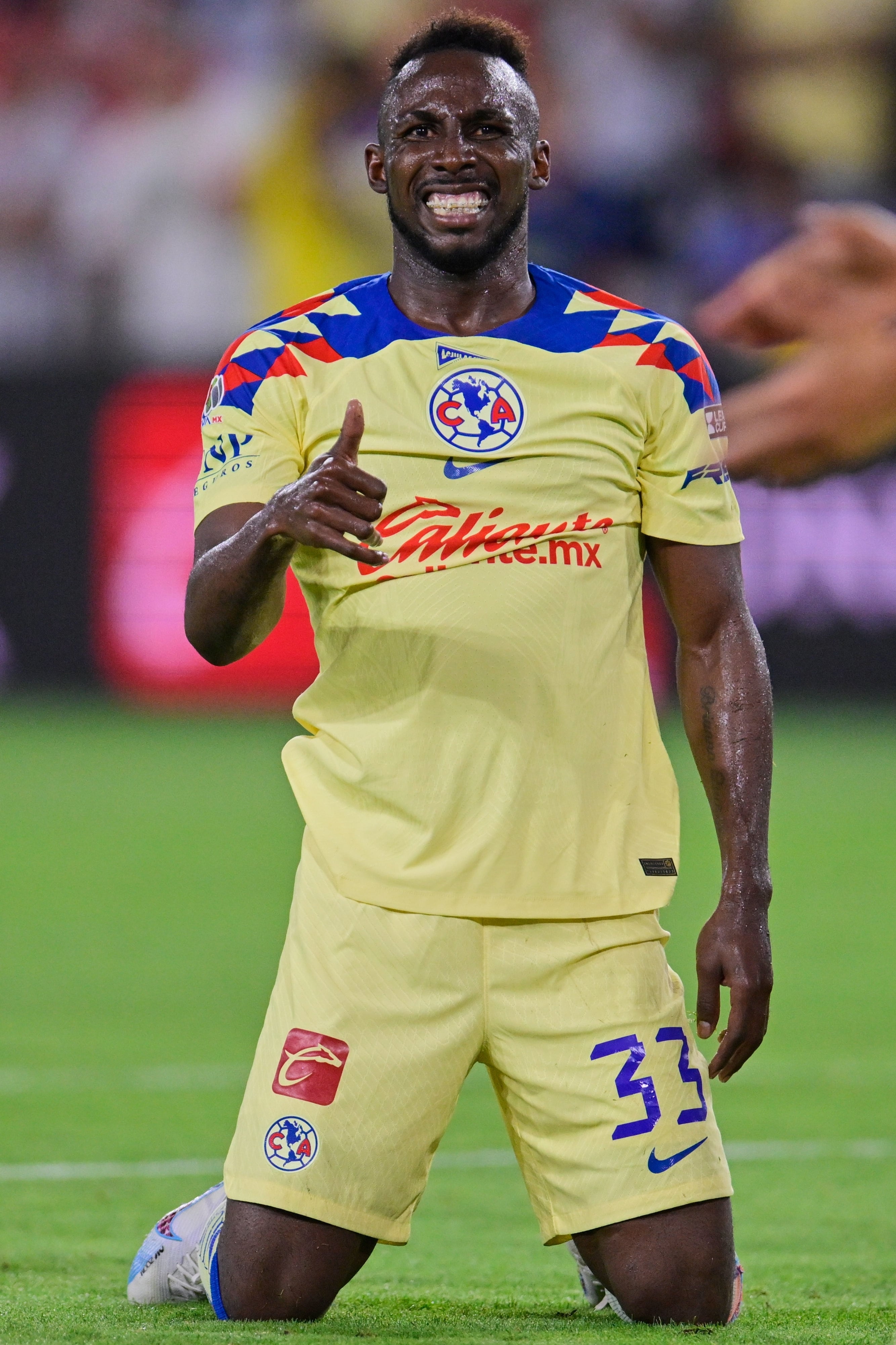 Julián Quiñones, Club América