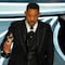 Will Smith se disculpa con Chris Rock por haberlo golpeado