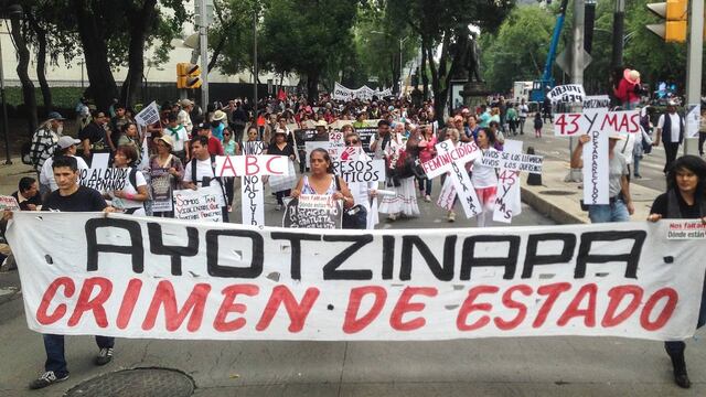 Protesta por caso Iguala. Acusaciones al Estado.