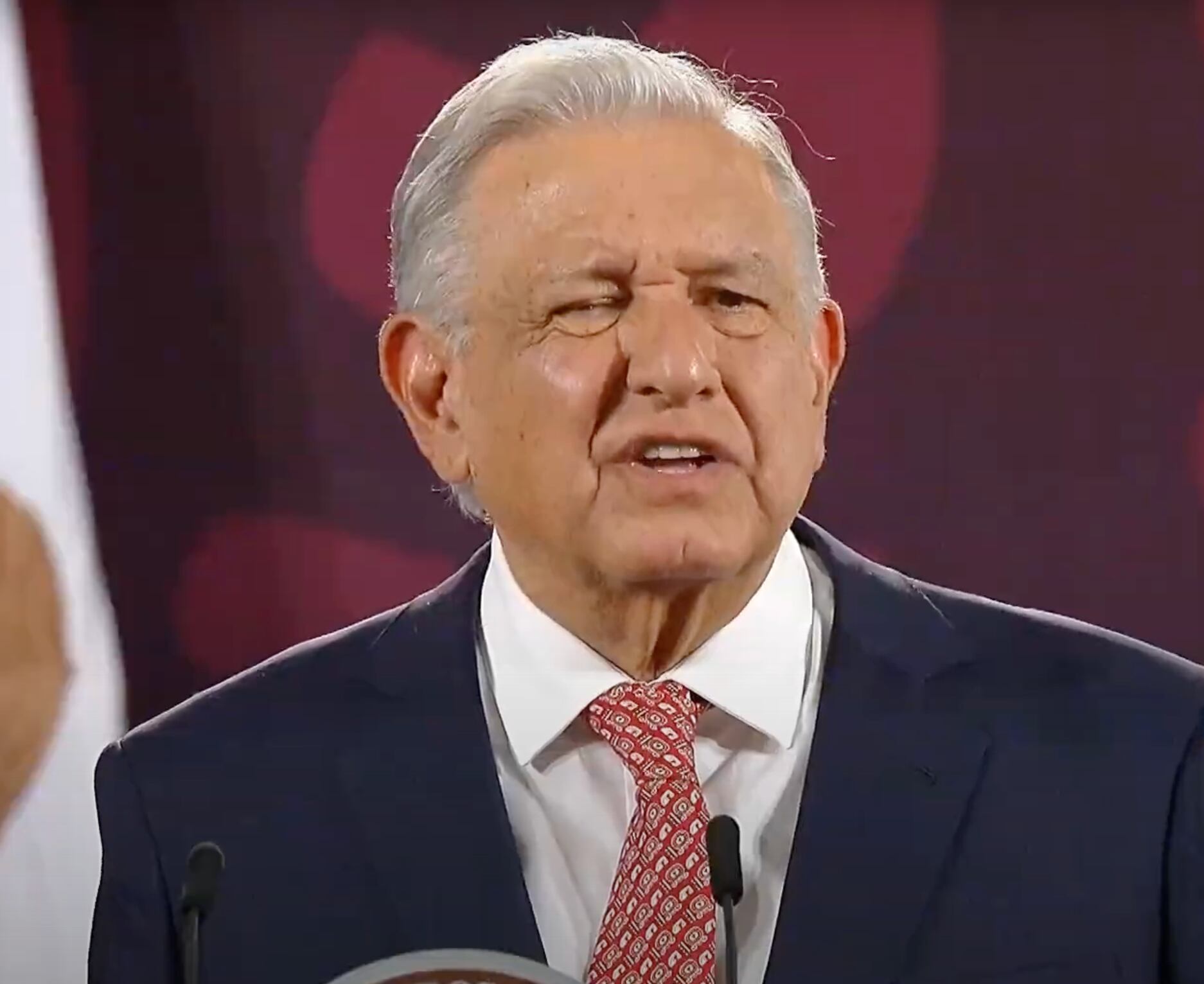 AMLO responde cuestionamientos de la periodista Reyna Haydee Ramírez en La Mañanera