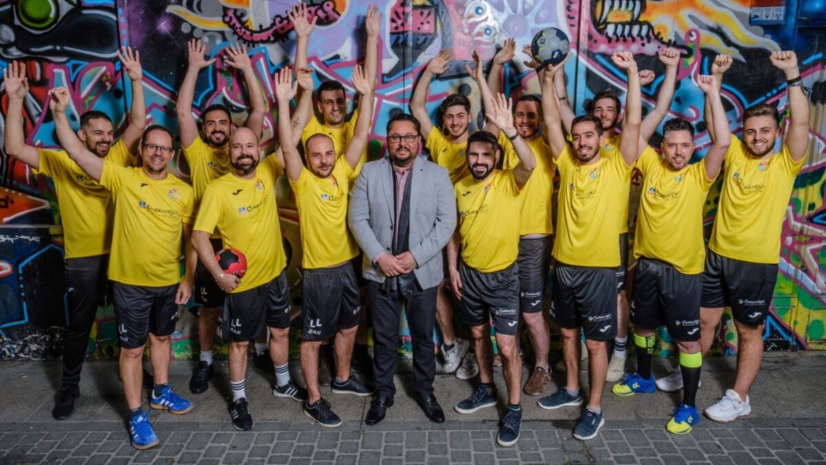 España ya tiene a su primer equipo de balonmano orgullosamente LGBTI