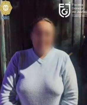 Localizan con vida a titular de credencial encontrada en fosa clandestina