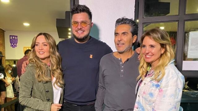 Andrea Rodríguez junto a conductores de Hoy