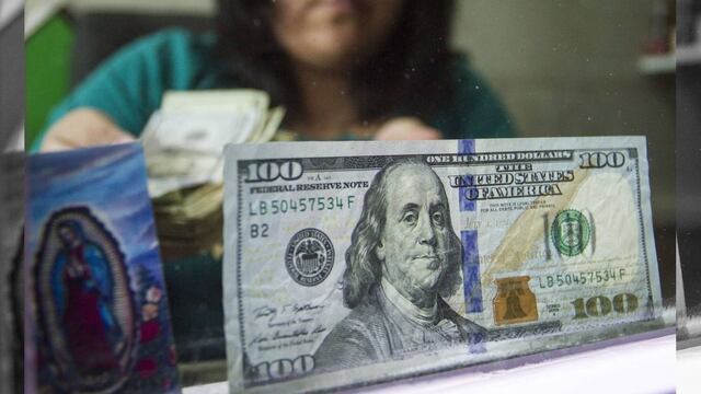 Por su parte, el euro se vende en 19.20 y se compra en 19,63 pesos