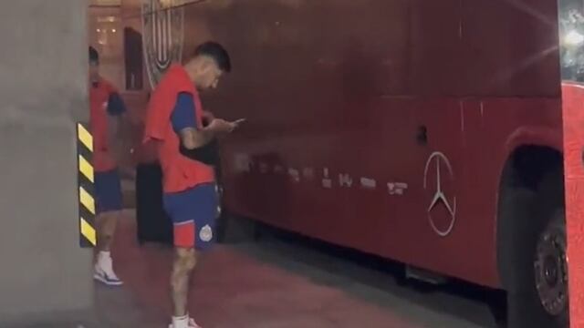 El Pocho Guzmán demostró que está harto de ser futbolista del Club Chivas.