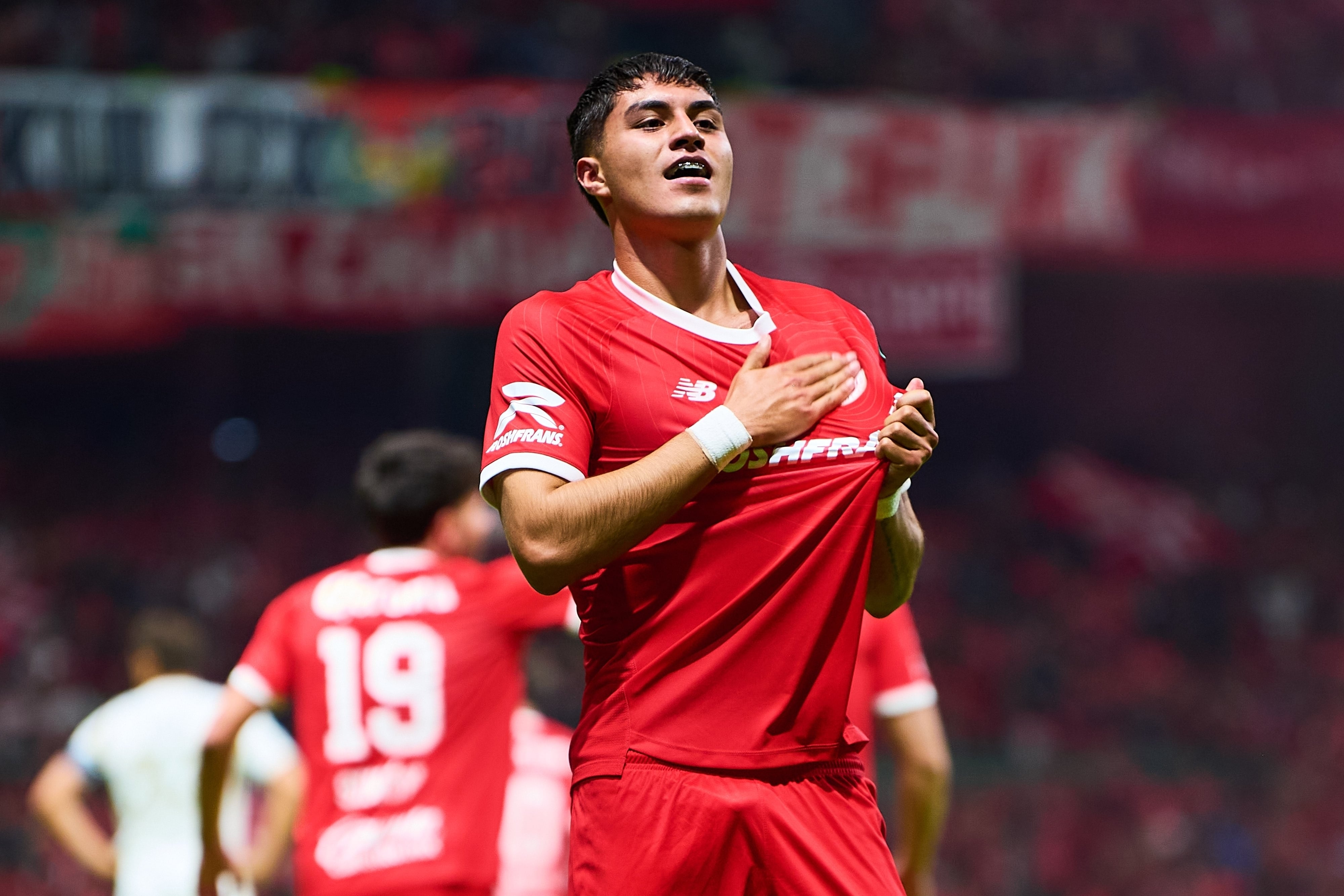 Everardo López es jugador del Toluca