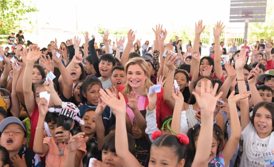 Maru Campos celebra el Día del Niño en Delicias