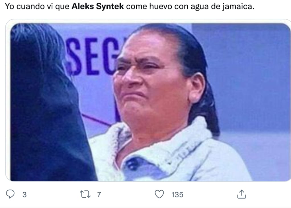 Memes de Aleks Syntek y la canción de 'La Costeña'