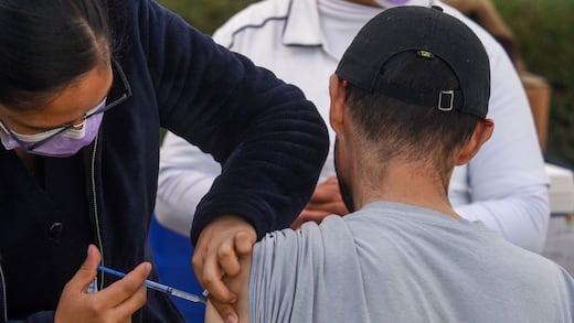 UNAM abre megacentro de vacunación contra sarampión: fechas y horarios