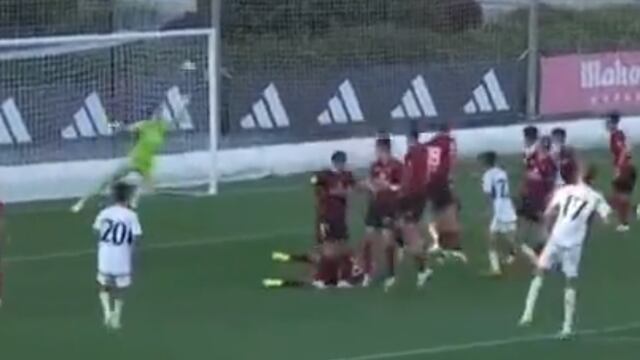 Golazo de Theo Zidane