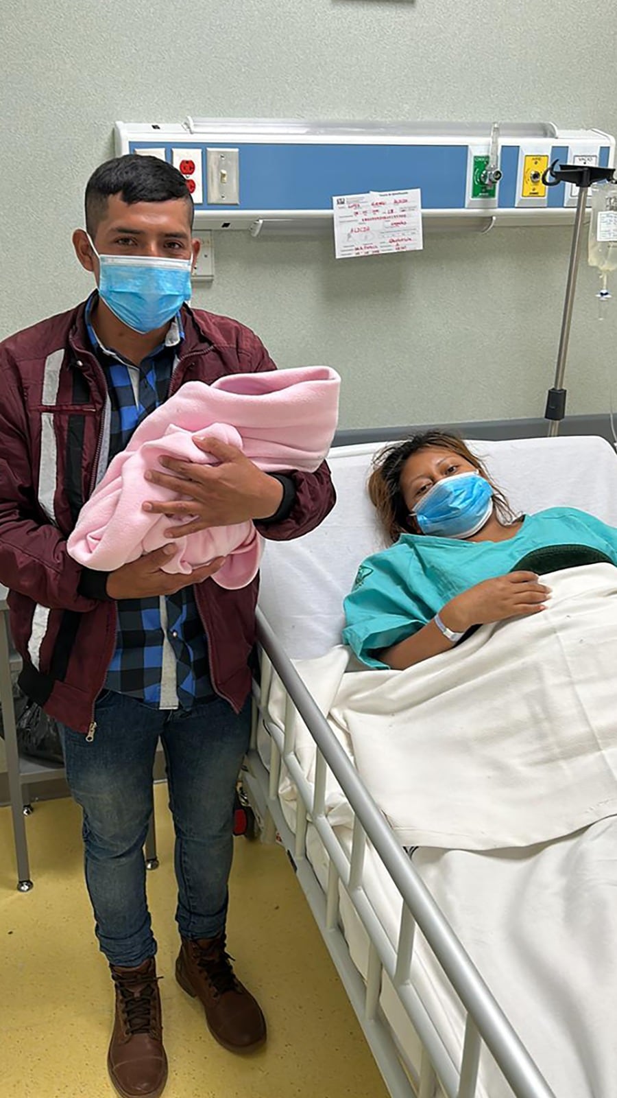 Miguel, Alicia y su hija Alexa