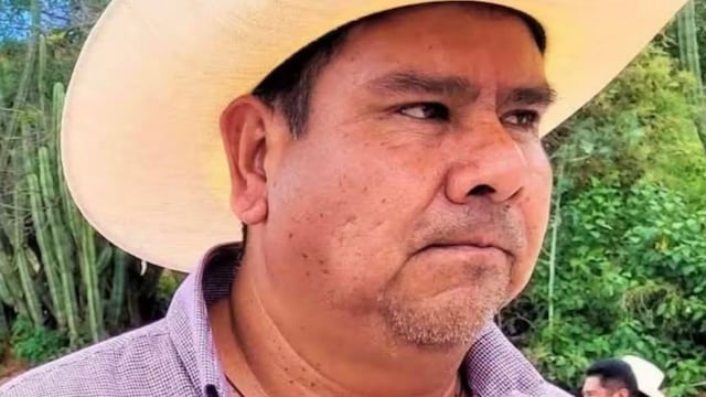 Eduardo Saavedra, alcalde de San Miguel Yogovana