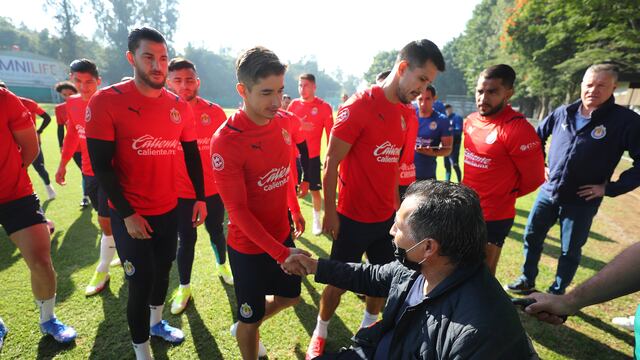 Benjamín Galindo visitó al Club Chivas