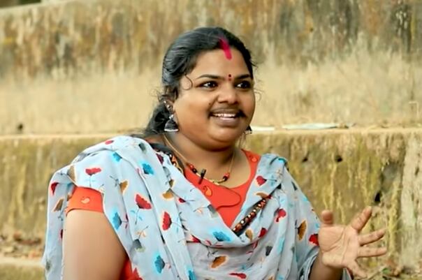 Shyja, la mujer con bigote