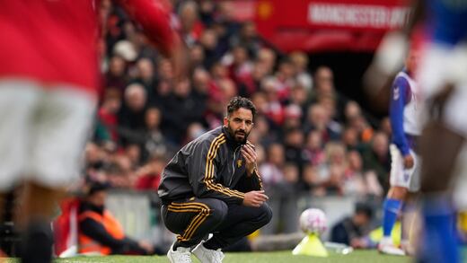 Manchester United hace oficial la salida de Ruben Amorim tras sus polémicas declaraciones