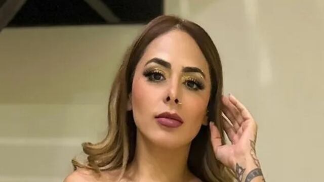 Gloria María, conductora.