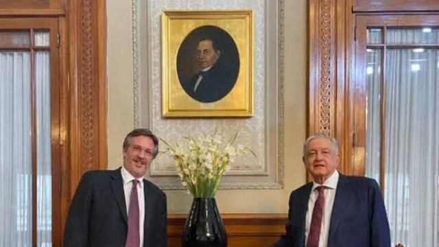John M. Ackerman se reúne con AMLO