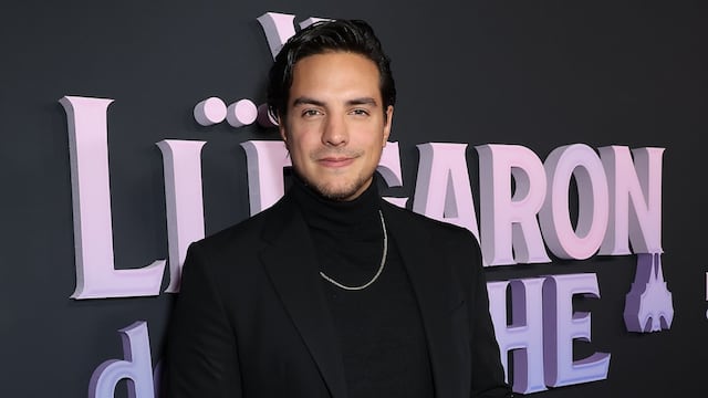 Vadhir Derbez